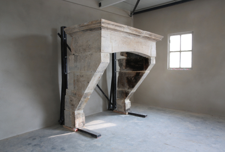 antieke franse kasteelschouw