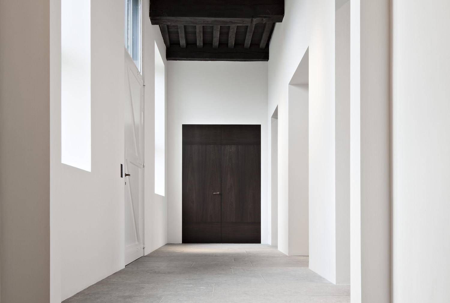 Blauwe steen vloer gestraald