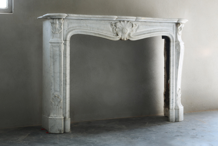 antieke Carrara schouw